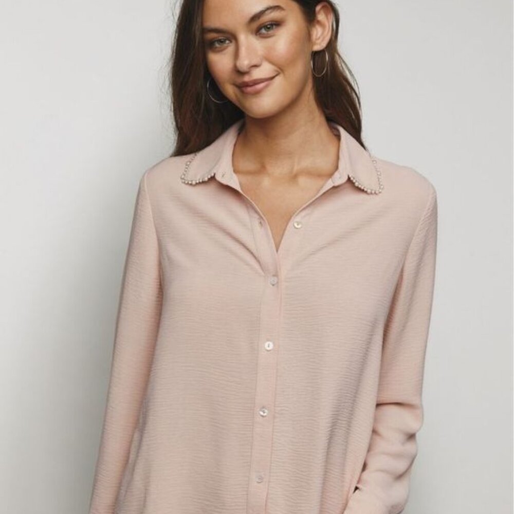 Avon Pearl Collar Top  - Medium